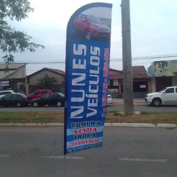 Bandeira para propaganda em Goiânia da Flex Mídia CV