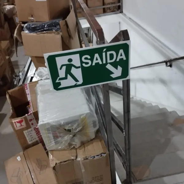 Placas de identificação para indústrias em Goiânia da Flex Mídia CV